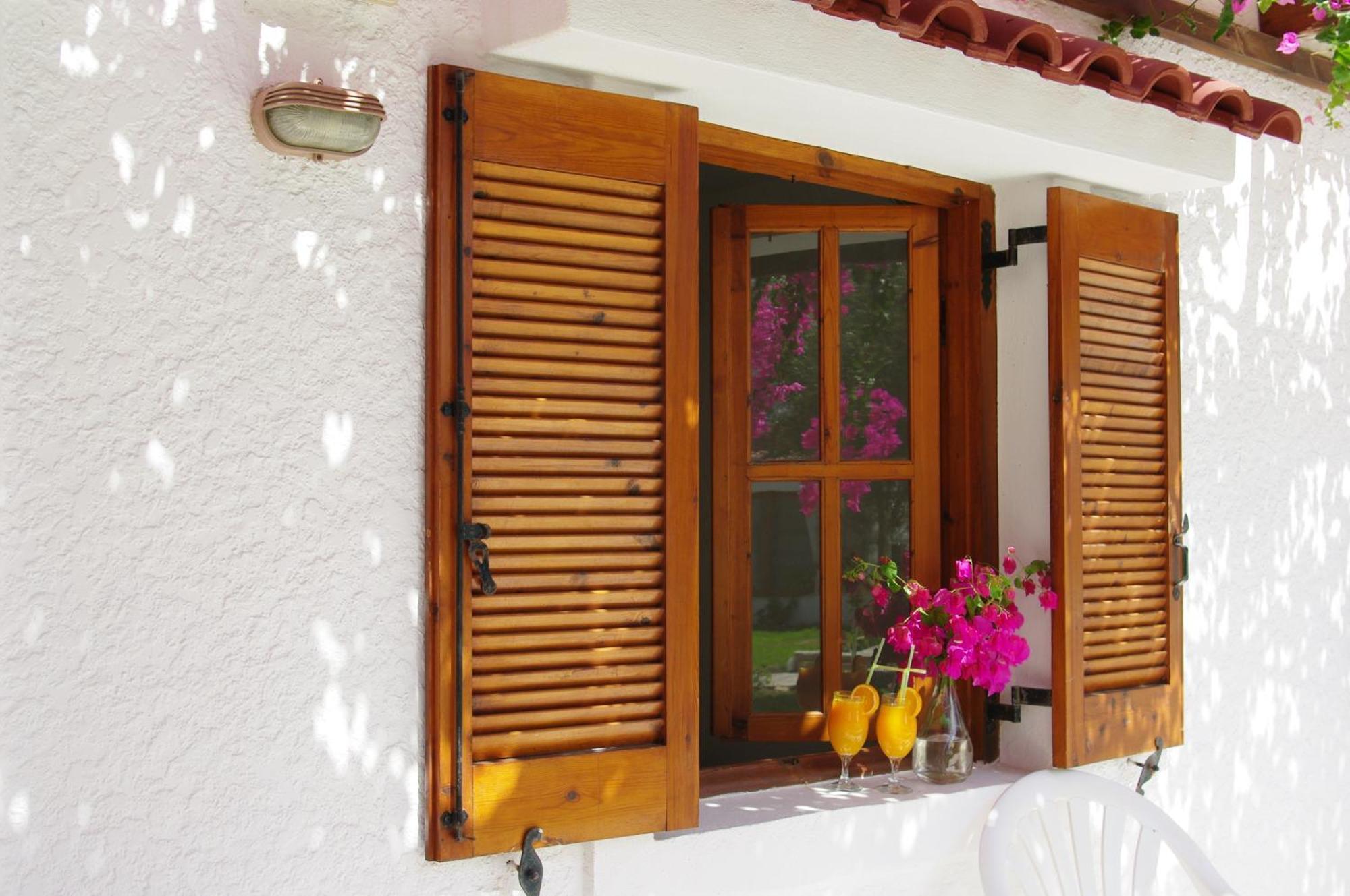 Astron Hotel Karpathos Town  Exterior photo